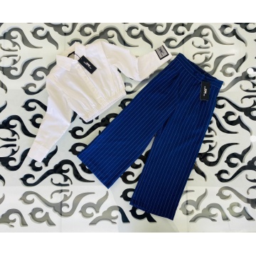 Vatkalı Tasarım Kol Etiketli Beyaz Gömlek Çizgili Pantolon 2'li Takım 